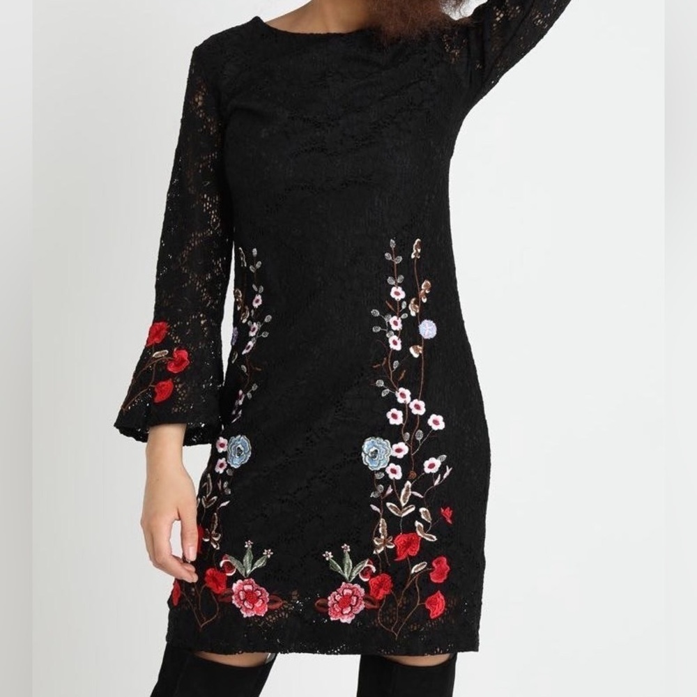 Desigual Vermond Lace Dress Floral Embroidery Bell Sleeve Black Size 40 Medium - Picture 2 of 14